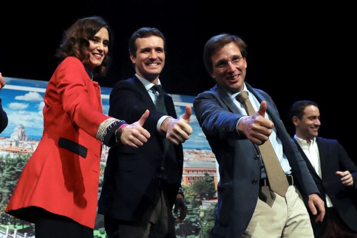 Pablo Casado junto a Isabel Díaz Ayuso y José Luis Martínez Almeida en la presentación de los candidatos madrileños