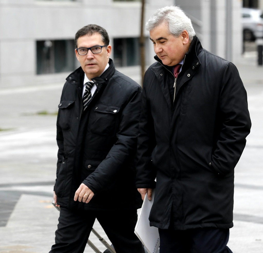 César Puig llega a la Audiencia Nacional junto a su abogado para declarar por rebelión por su rol en el 1-O.