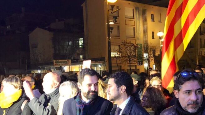 Unos 150 manifestantes cortan las vías de la estación de França en Barcelona