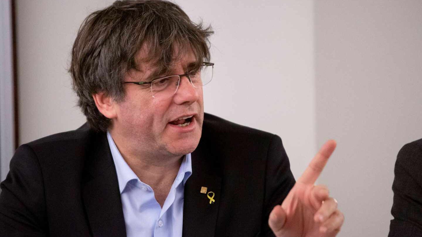 Puigdemont a Sánchez: "El Govern nunca tendrá un Señor X de una banda armada como el GAL"