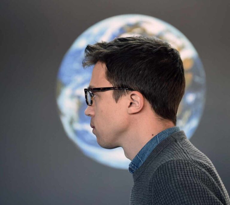 Errejón renuncia a su escaño en el Congreso de los Diputados presionado por Podemos