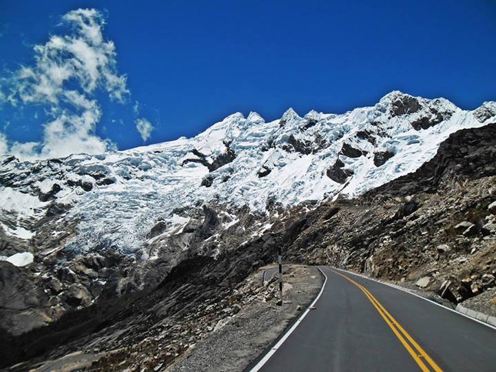 Vista desde la carretera del Nevado Mateo.