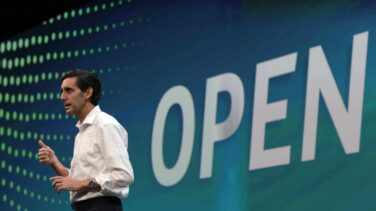 Telefónica vende a América Móvil su negocio en Guatemala y El Salvador por 570 millones