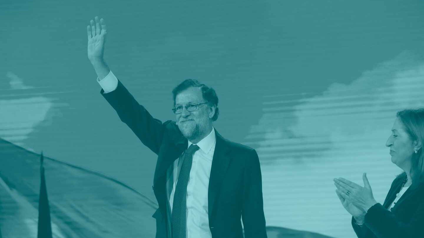 Mariano Rajoy saluda en la Convención Nacional del PP.