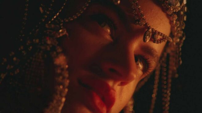 Imagen del videoclip de 'De aquí no sales' de Rosalía.