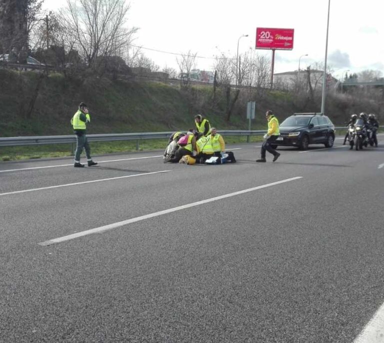 El taxista herido por un VTC, en coma inducido por un hematoma cerebral