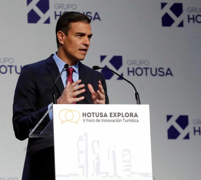 Sánchez reivindica el turismo como “salvavidas” de la economía y el empleo