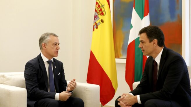 El lehendakari, Íñigo Urkullu, y el presidente del Gobierno, Pedro Sánchez.