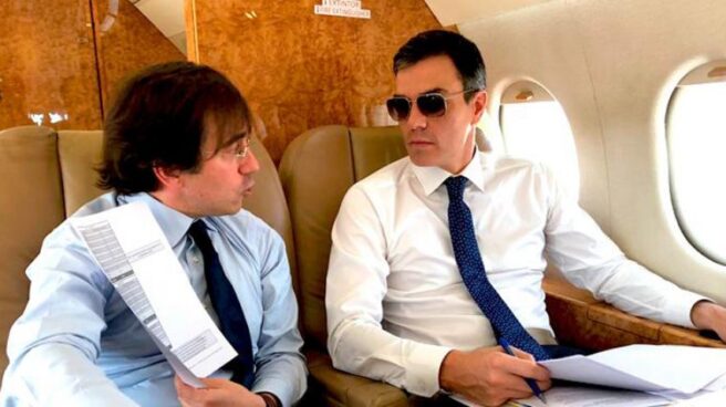El alquiler del jet con el que Pedro Sánchez viajó a un mitin a Galicia vale unos 7.000 € Pedro Sánchez, en uno de sus viajes oficiales desde que ocupa la Presidencia del Gobierno.