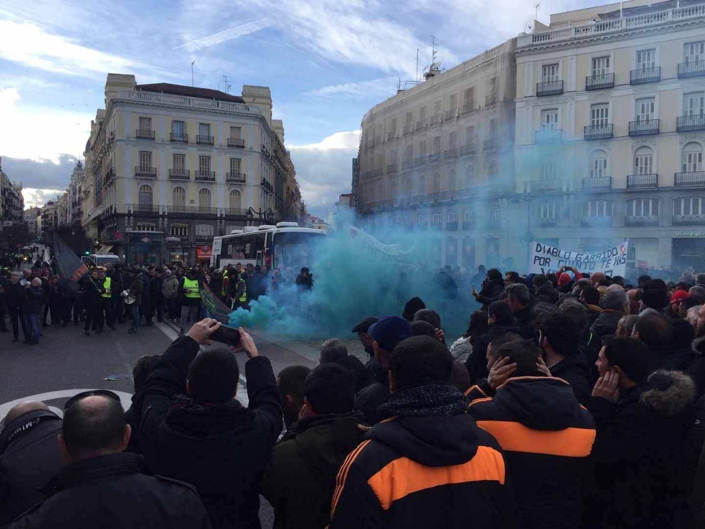 Los taxistas toman la Puerta del Sol