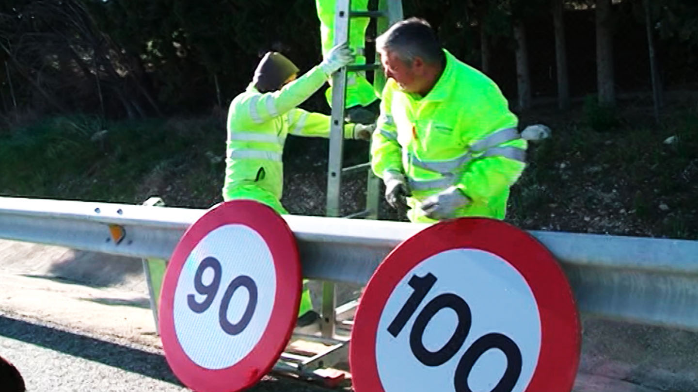 Sustitución de una señal de 100 km/h por una de 90 km/h