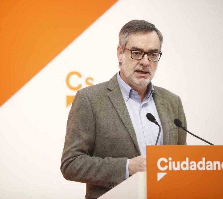 Ciudadanos dice que no cambiará "ni una coma" del pacto con el PP en Andalucía