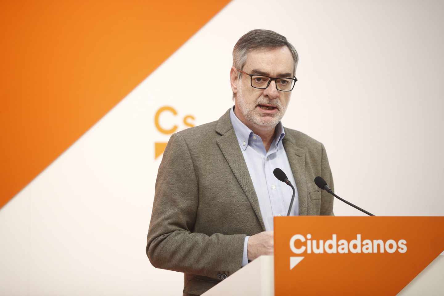 Ciudadanos dice que no cambiará "ni una coma" del pacto con el PP en Andalucía