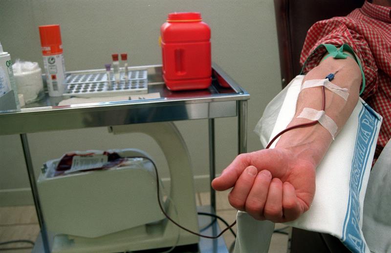 Los hospitales madrileños necesitan con urgencia sangre de los grupos 0-, A- y B+