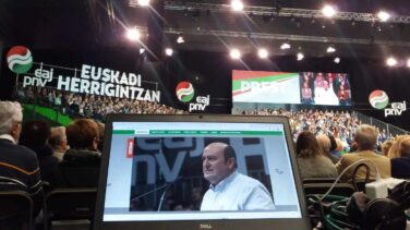 Ortuzar: "El PNV hará acrobacias para no caer a derecha ni a izquierda"