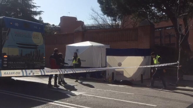 Muere un hombre atropellado por un autobus en Madrid
