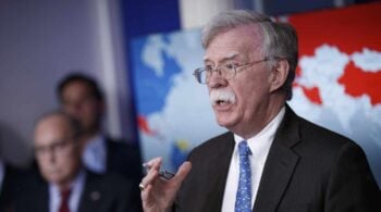 El ex asesor de seguridad nacional de Trump dispara contra Marruecos y pide a EEUU que apoye el referéndum en el Sáhara Occidental
