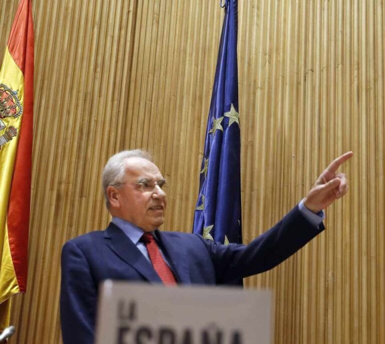 Alfonso Guerra: "El relator es un desatino. ¿Nos comparamos con Yemen o con Burkina Faso?"