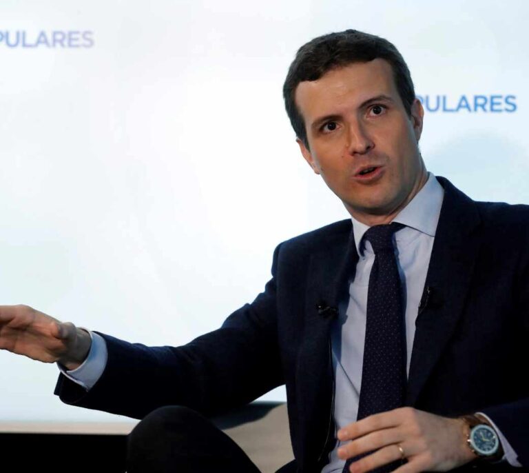 Casado insinúa que votar a Vox el 28-A es "jugar a la ruleta rusa"