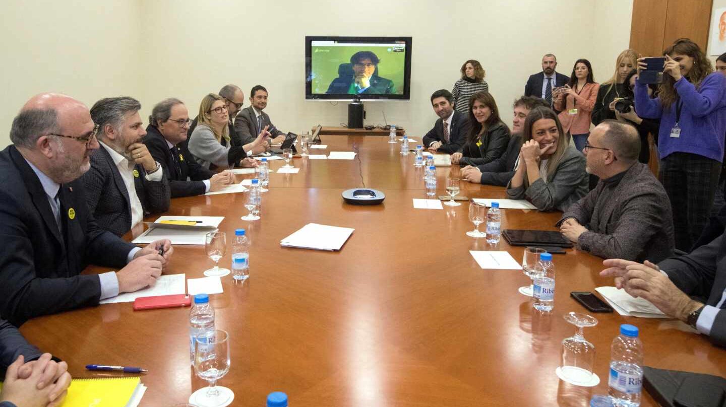 Puigdemont, en videoconferencia en la reunión de PDeCAT sobre los Presupuestos.