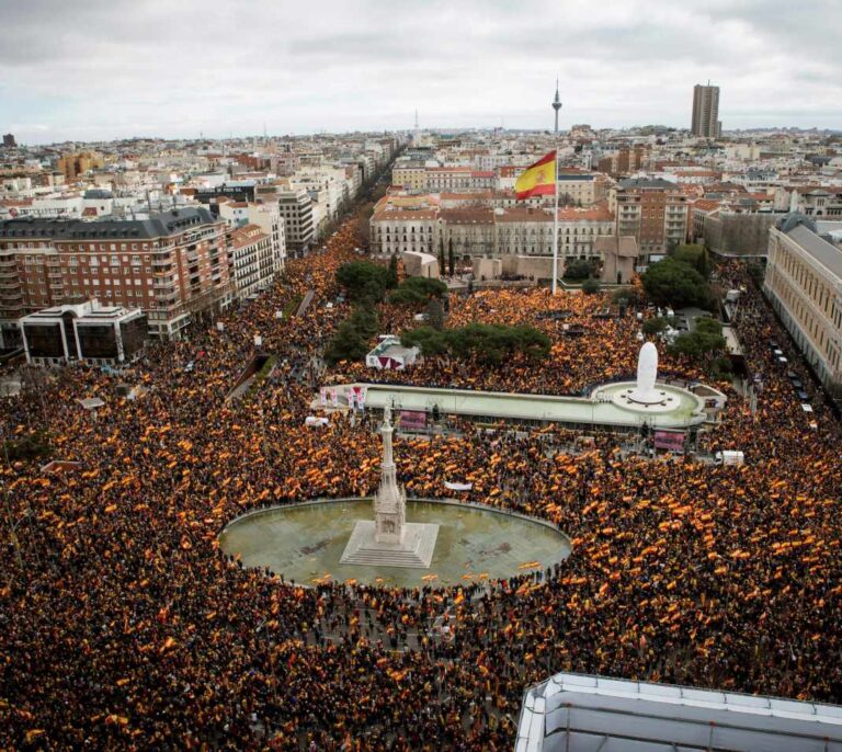 Los organizadores del 13-J esperan una afluencia masiva y con los políticos "en tercera fila"