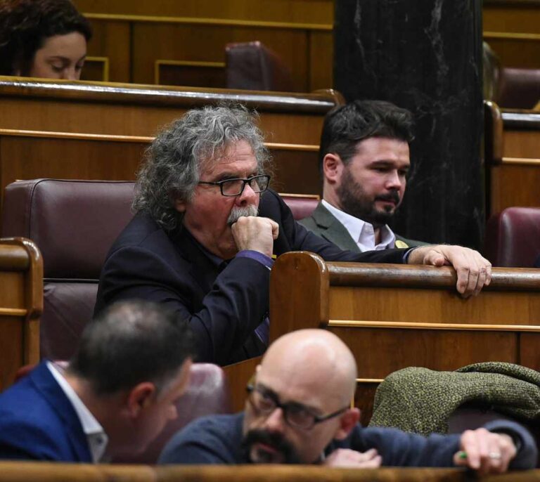 Rufián carga contra Iglesias: "Nos llamó 30 segundos para ir de salvador de la patria"
