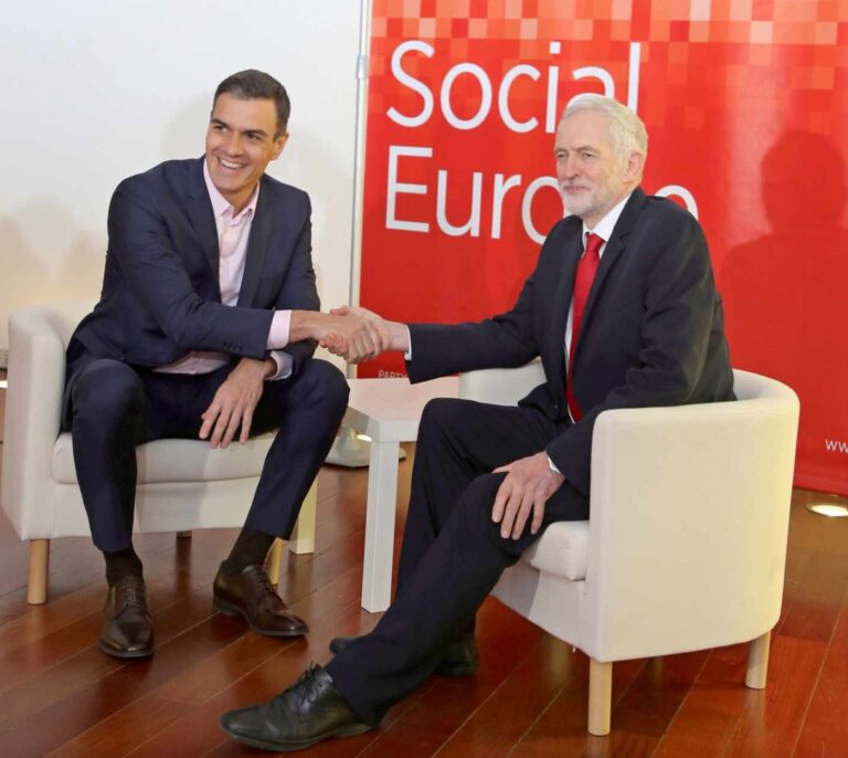 Sánchez acusa a las tres derechas de querer "ciudadanas de tercera"