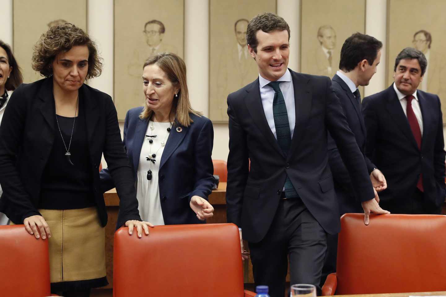 Casado durante la reunión con el pleno de su Grupo Parlamentario en el Congreso