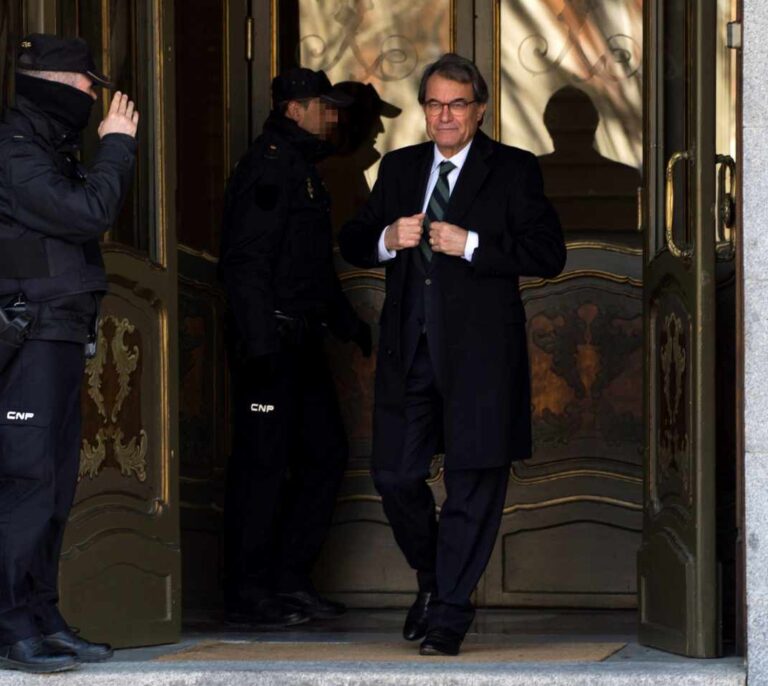 Mas esperará a que se aclare la estructura de JxCat para decidir su candidatura