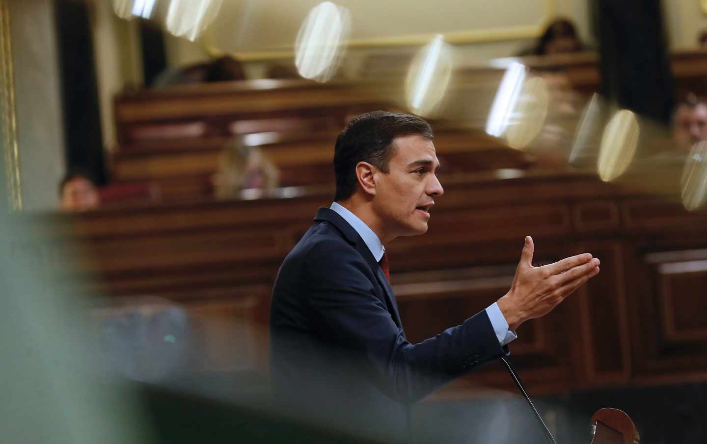 El CIS sube la nota de los principales líderes y mantiene primero a Pedro Sánchez