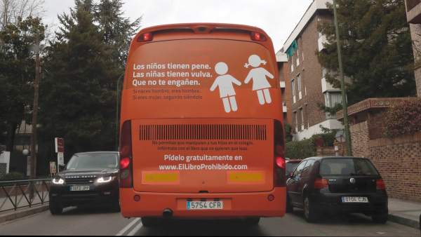 Autobús de la plataforma Hazte Oír