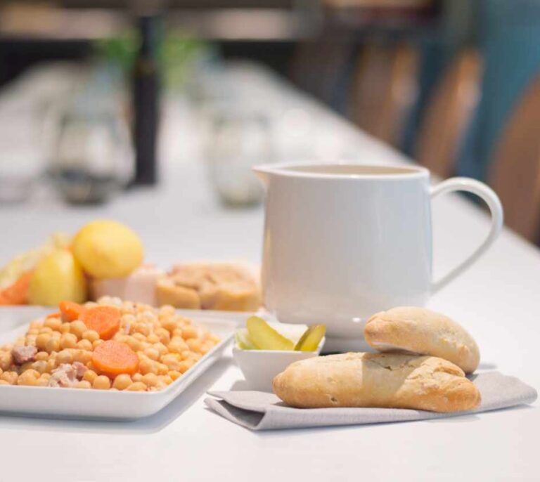 Cocido y siesta: la combinación perfecta para pasar un domingo en Madrid
