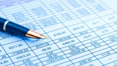 El registro de jornada puede burlar a la Inspección: las empresas recurren al excel o al 'lápiz'