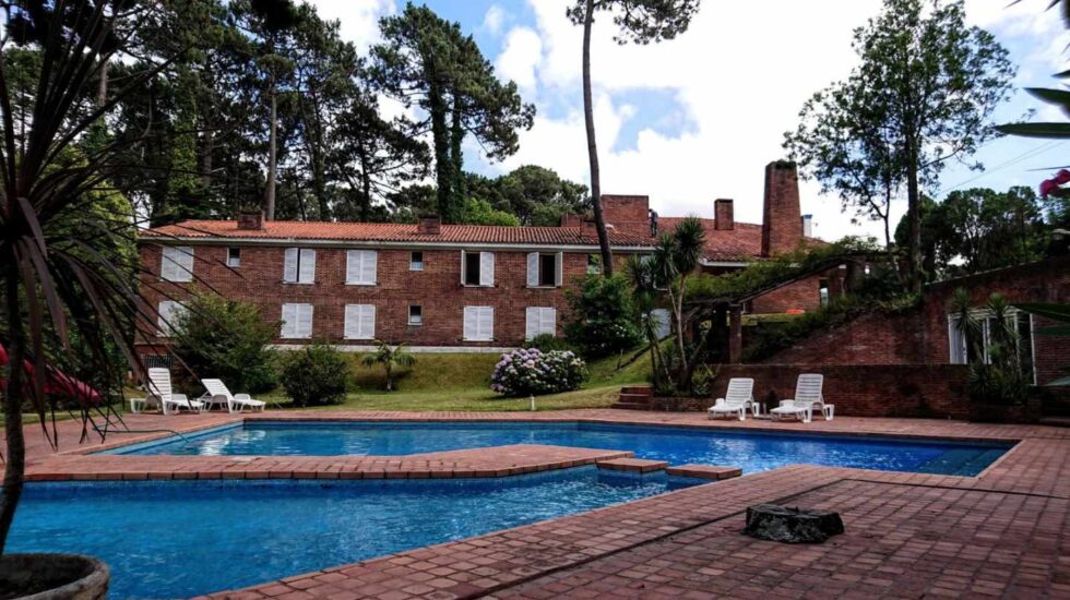 El Parque Hotel Saint-Pierre (antes Don Pepe), que Villarejo vendió al arquitecto argentino Adrián Beloso-Baker.