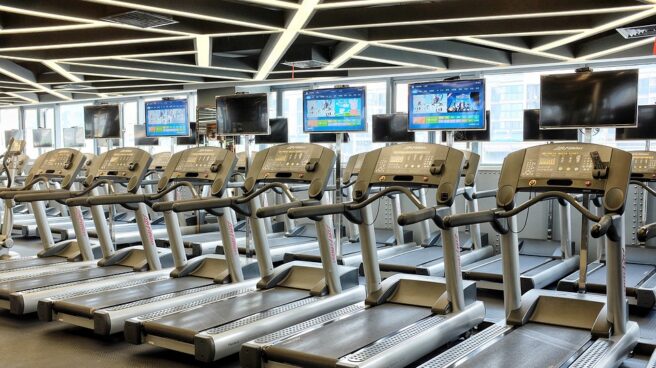 Interior de un gimnasio