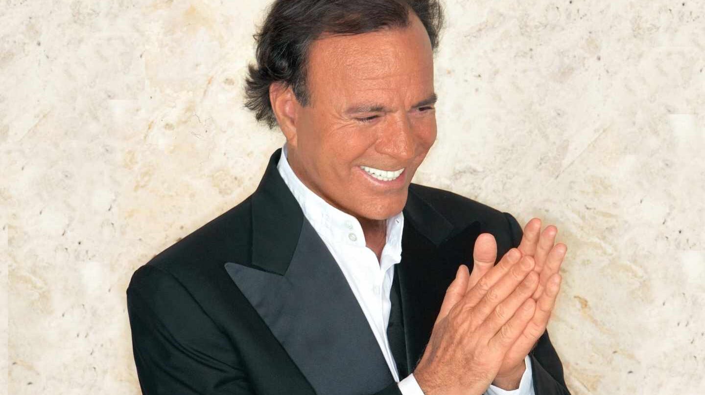 Julio Iglesias, legendario