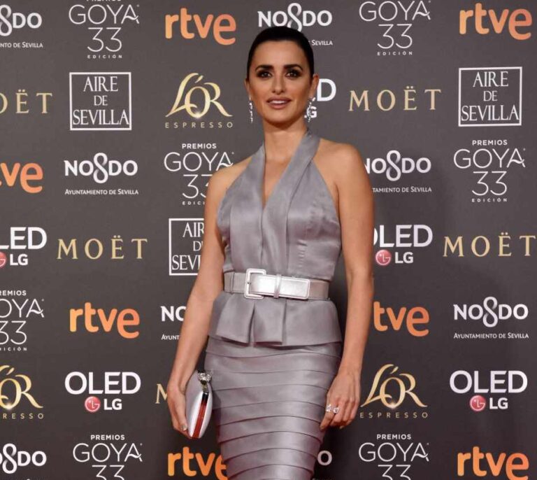 Glamour marca España en la alfombra roja sevillana de los Goya 2019