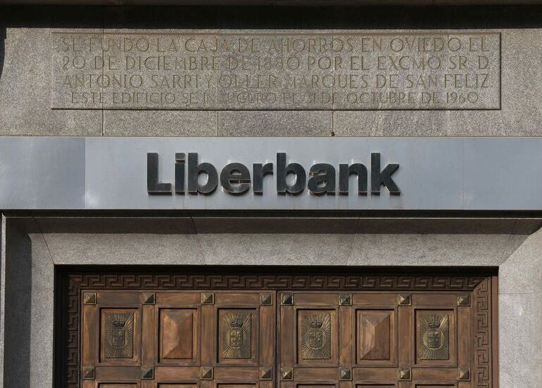 La dirección de Liberbank desoye la oferta de Abanca por falta de rigor