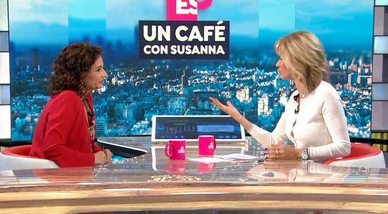 Montero afirma que lo que debería alarmar es "el aumento de los beneficios de la banca"