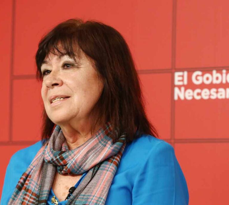 El PSOE desdeña las "opiniones" de Puigdemont contra la "mesa de diálogo"