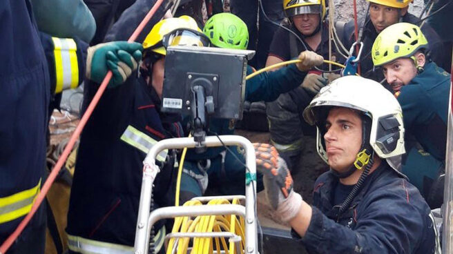 Parte del equipo de rescate de Julen.