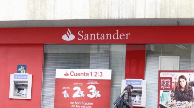 Santander alcanza un preacuerdo con los sindicatos tras rebajar el ERE a 3.223 empleos