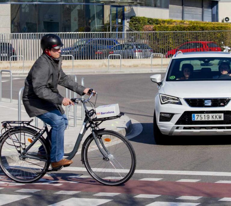 Telefónica y Seat usan el 5G para dar un ‘sexto sentido’ a los conductores