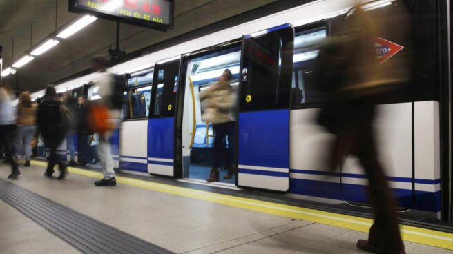 Una parada del metro de Madrid Una parada del metro de Madrid.