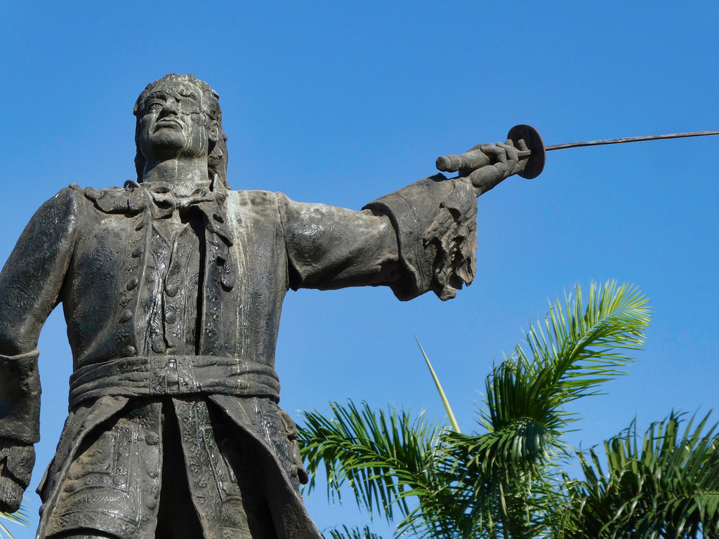 Escultura de Blas de Lezo.