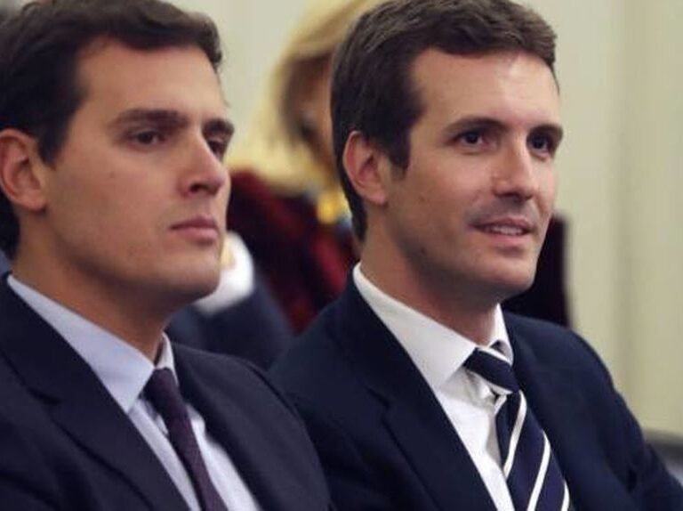 Así fue la carrera entre PP y Cs por liderar la manifestación anti-Sánchez