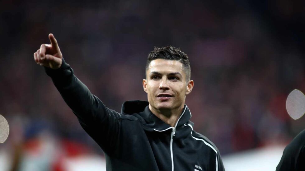 Cristiano Ronaldo expande a Madrid su negocio de transplantes capilares.