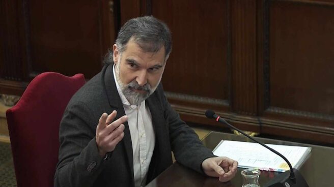 Jordi Cuixart sale de la cárcel de Lledoners para ser operado en Manresa (Barcelona)