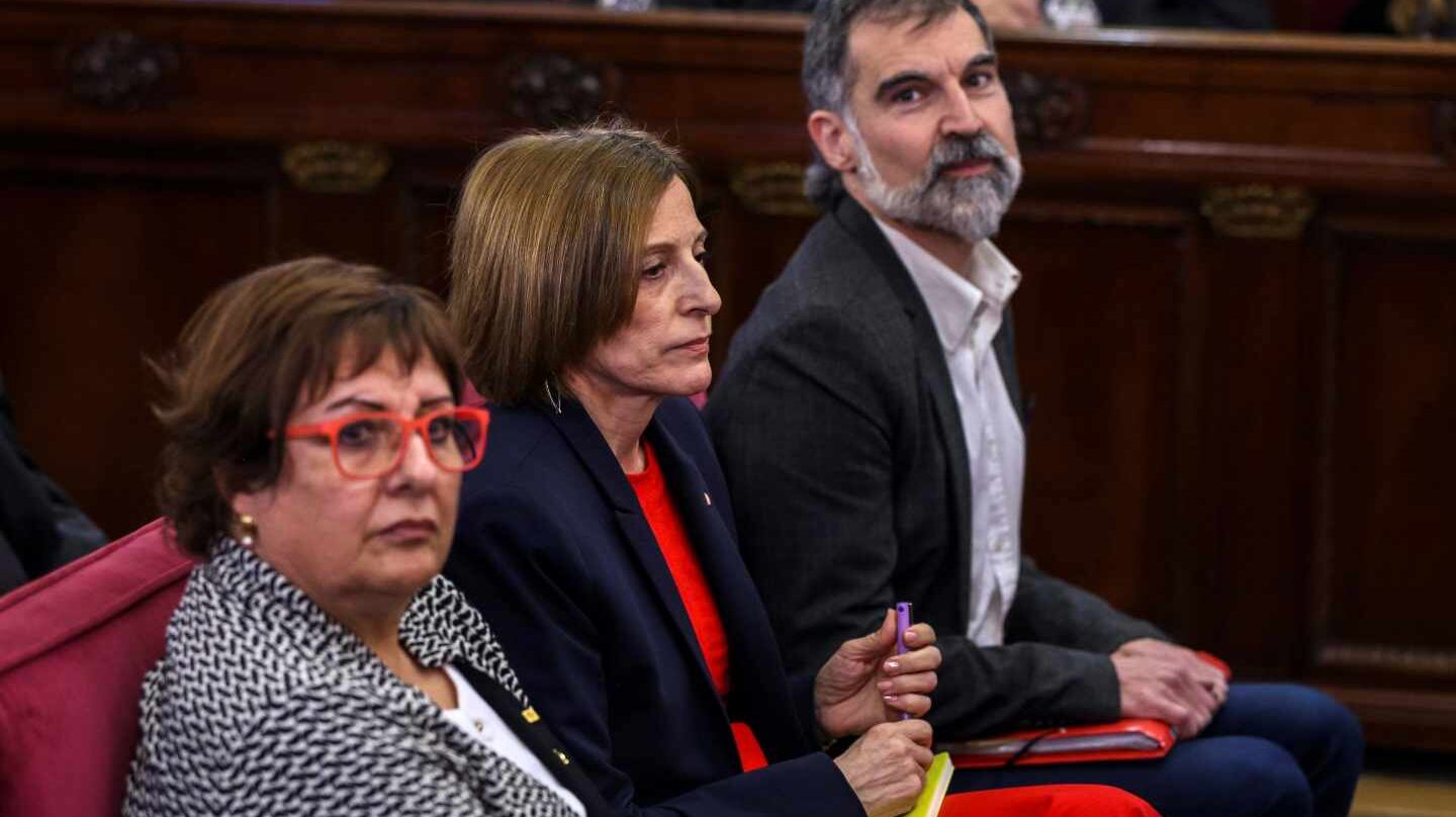 Dolors Bassa, Carme Forcadell y Jordi Cuixart.