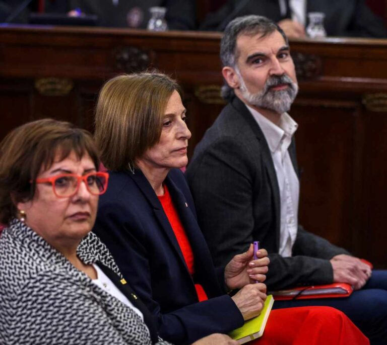 Forcadell afronta su declaración ante el Supremo sin ataduras políticas